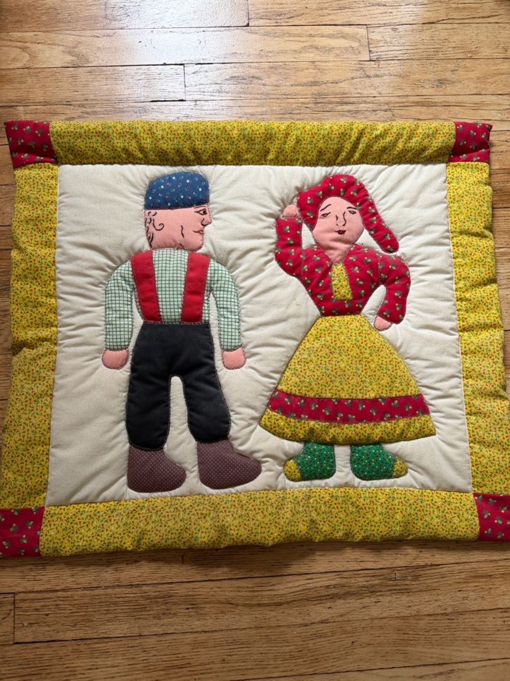 Vintage Handmade Appliqué Folk Couple Quilt Wall Hanging